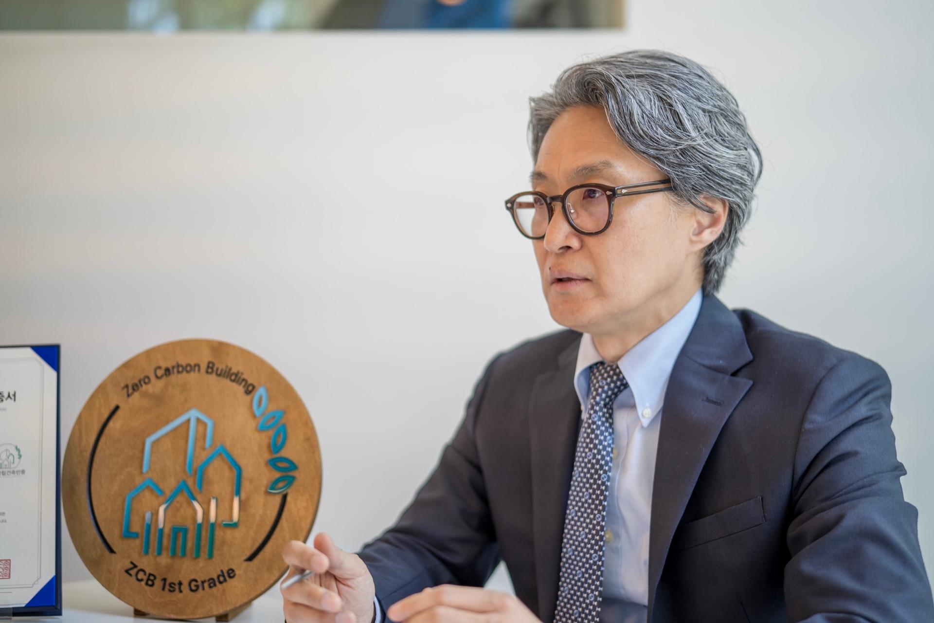 배너 백그라운드 이미지